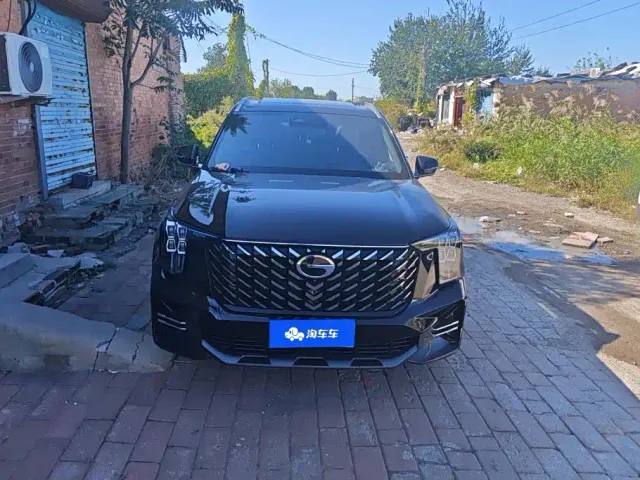 GAC Trumpchi GS8 — Фото автомобиля 2