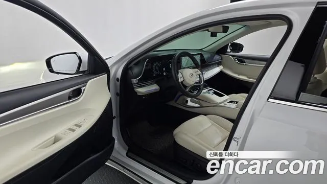 Hyundai Grandeur — Фото автомобиля 3