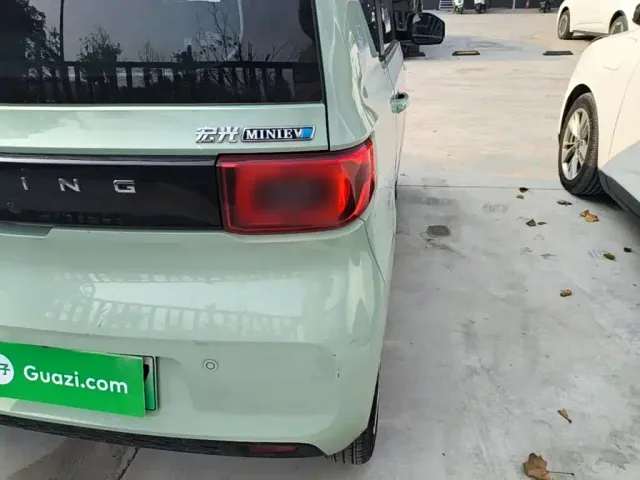 Wuling Hongguang Mini EV — Фото автомобиля 7