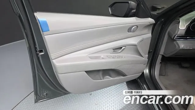 Hyundai AVANTE Inspiration — Фото автомобиля 24