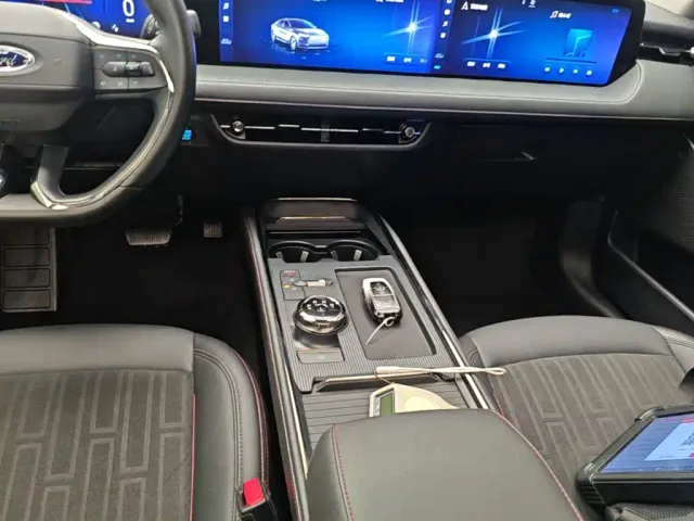 Ford Mondeo — Фото автомобиля 13