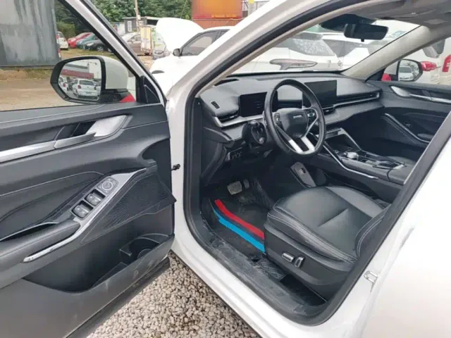 Haval H6 — Фото автомобиля 15