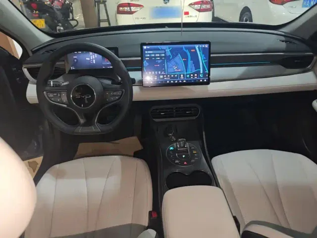 BYD Seal 05 DM-i — Фото автомобиля 9