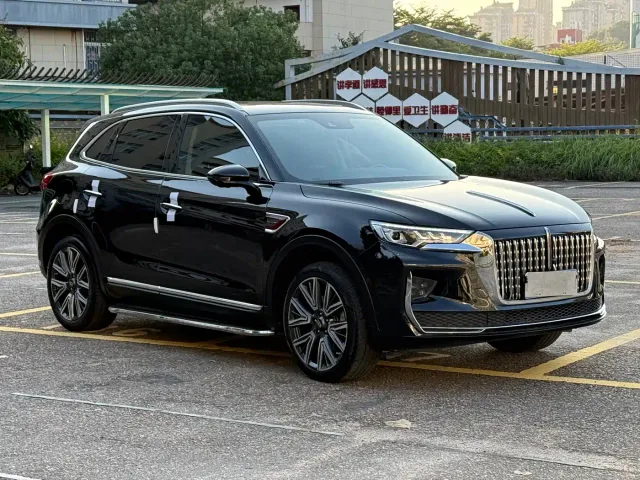 Hongqi HS5 — Фото автомобиля 3