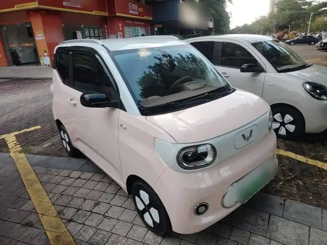 Wuling Hongguang Mini EV — Фото автомобиля 3