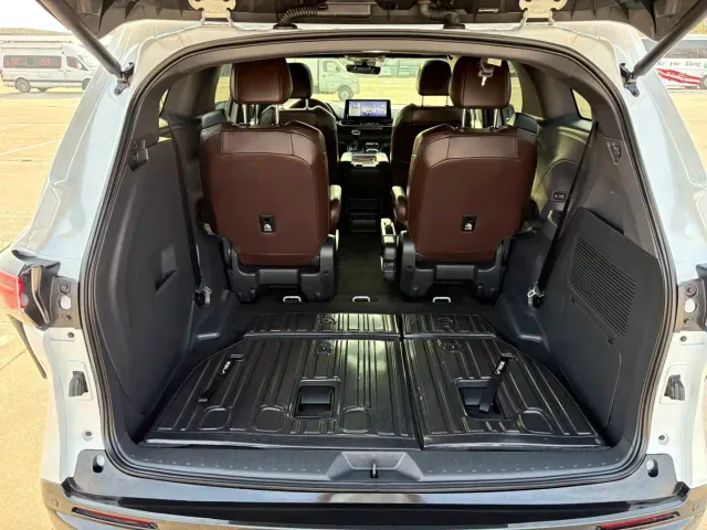 Toyota Granvia — Фото автомобиля 14