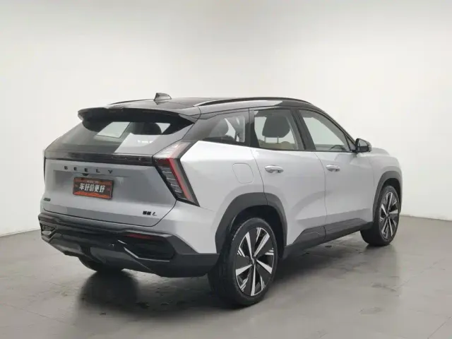Geely Boyue L — Фото автомобиля 2