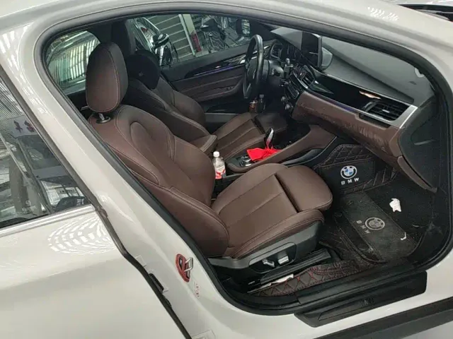 BMW X1 — Фото автомобиля 24