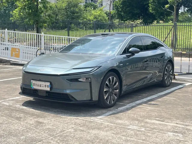 Фотография автомобиля — Toyota BoZhi 7