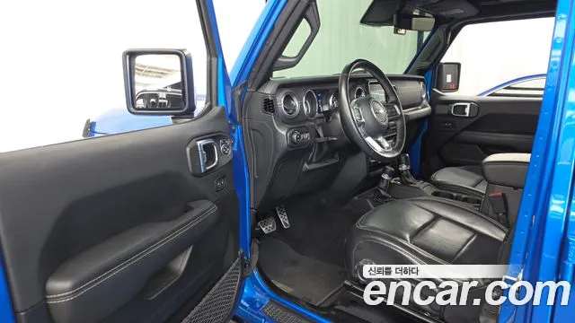 Jeep Wrangler JL — Фото автомобиля 10