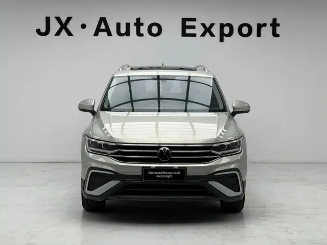 Volkswagen Tiguan L — Фото автомобиля 2