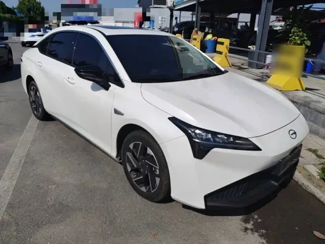 GAC Aion S Plus — Фото автомобиля 3