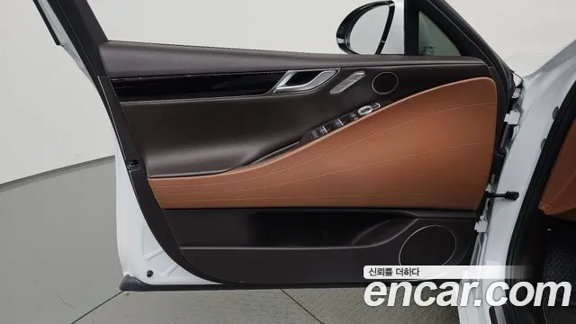 Genesis G80 RG3 — Фото автомобиля 13