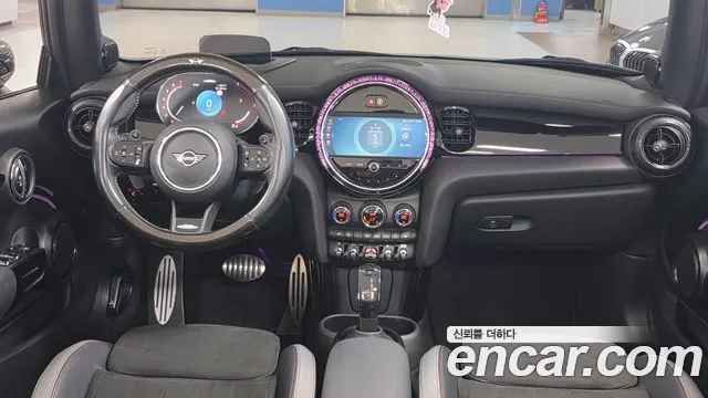 MINI Cooper Convertible — Фото автомобиля 7