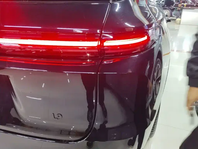 Li Auto L9 — Фото автомобиля 7