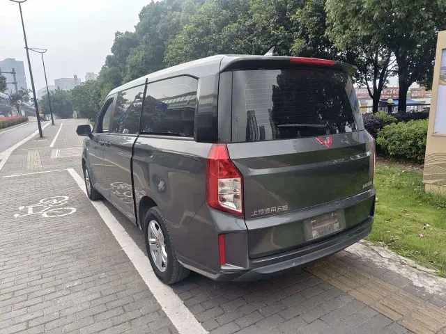 Wuling Zhengcheng — Фото автомобиля 9