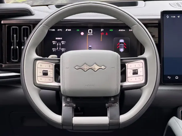 BYD FangChengBao Leopard 5 — Фото автомобиля 7