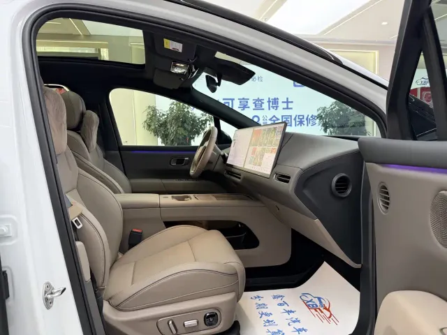 Li Auto i6 — Фото автомобиля 6