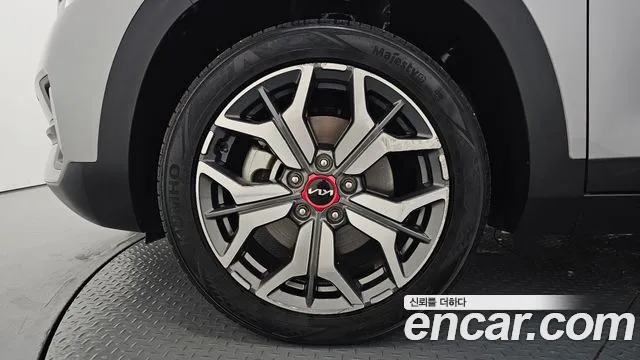 Kia Seltos — Фото автомобиля 5