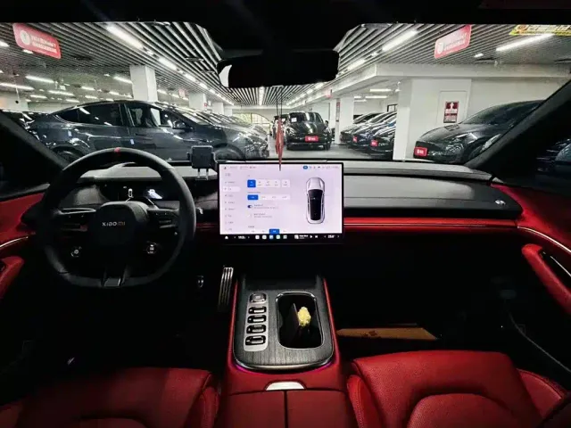 Xiaomi SU7 — Фото автомобиля 8