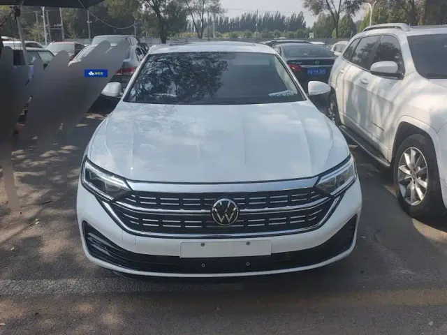 Volkswagen Sagitar 2023 300TSI DSG Surpassing Edition — Фото автомобиля 2
