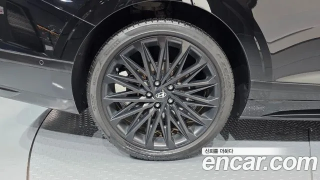 Hyundai Grandeur GN7 — Фото автомобиля 4