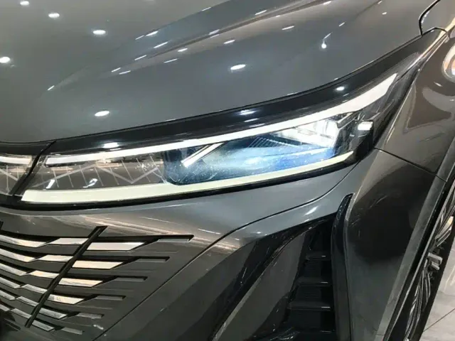 Changan CS75 Plus — Фото автомобиля 23