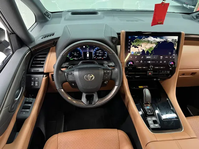 Toyota Alphard — Фото автомобиля 18