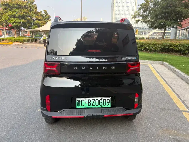 Wuling Hongguang Mini EV — Фото автомобиля 7