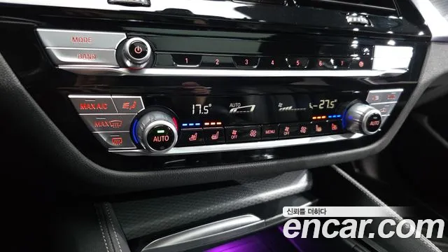 BMW 5-Series — Фото автомобиля 16