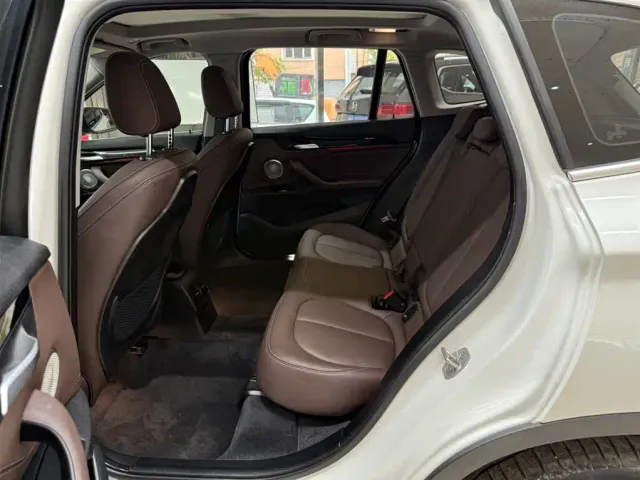 BMW X1 — Фото автомобиля 18