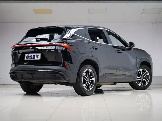 Jetour Shanhai L6 — Фото автомобиля 16
