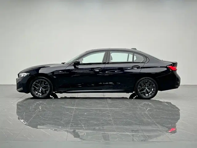 BMW 3 Series — Фото автомобиля 3