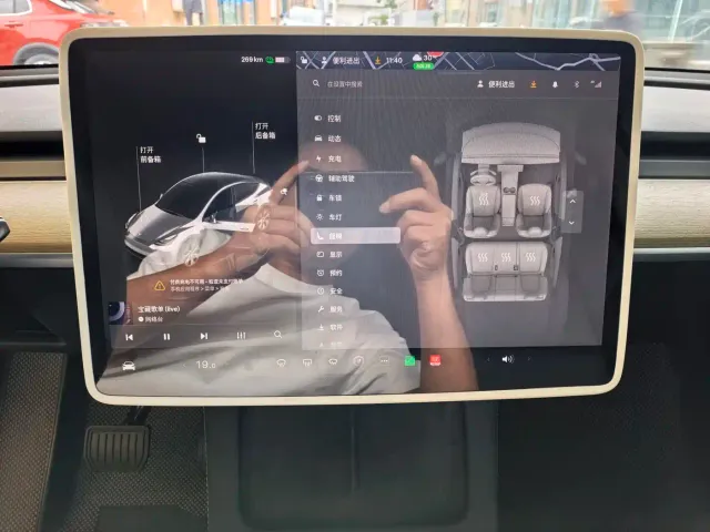 Tesla Model Y 2022 Facelift Rear-Wheel Drive Version — Фото автомобиля 7