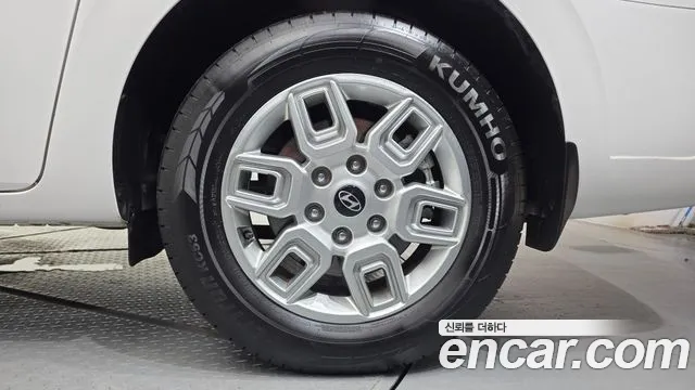 Hyundai Staria — Фото автомобиля 21