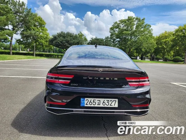 Genesis G80 RG3 — Фото автомобиля 3