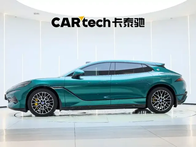 Denza Z9GT — Фото автомобиля 7