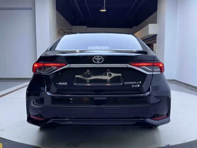 Toyota Corolla — Фото автомобиля 5