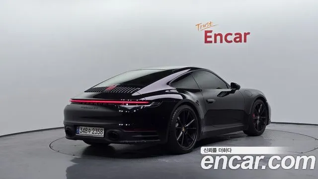 Porsche 911 — Фото автомобиля 2