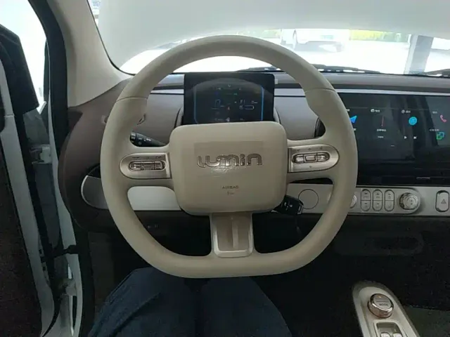 Changan Lumin — Фото автомобиля 10