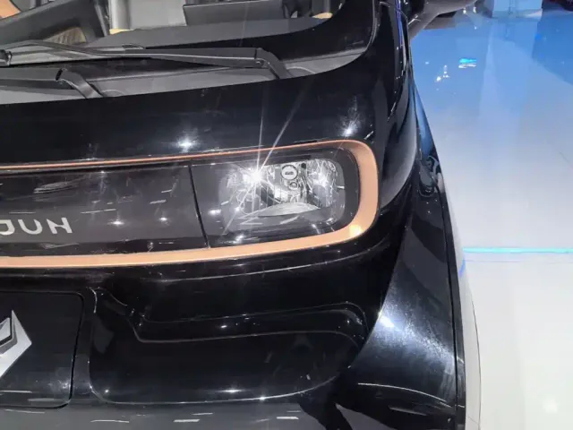 Baojun KiWi EV — Фото автомобиля 23