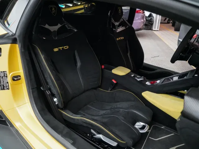 Lamborghini Huracan — Фото автомобиля 10