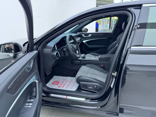 Audi Audi A6L 2023 45 TFSI quattro Premium Dynamic — Фото автомобиля 7