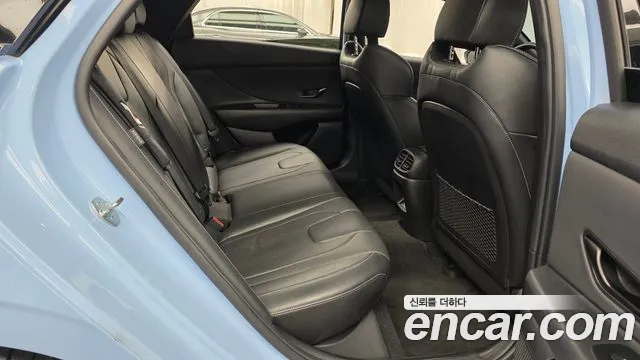 Hyundai Avante CN7 — Фото автомобиля 17