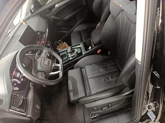 Audi Q5L — Фото автомобиля 14