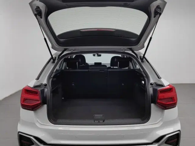 Audi Q2L — Фото автомобиля 16