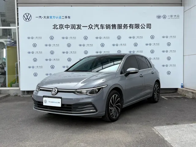 Фотография автомобиля — Volkswagen Golf