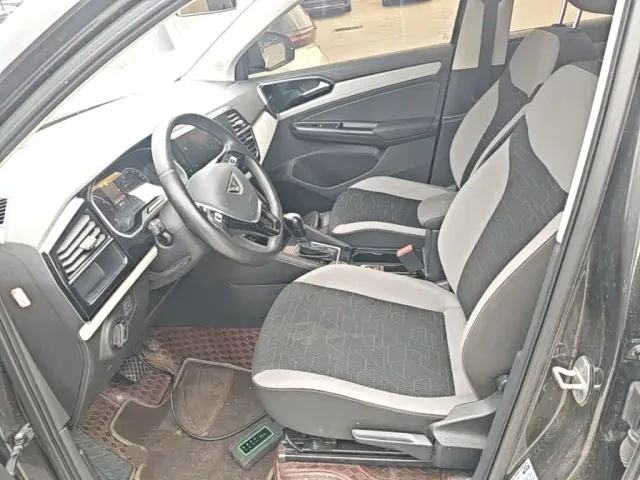 Jetta VS5 — Фото автомобиля 14