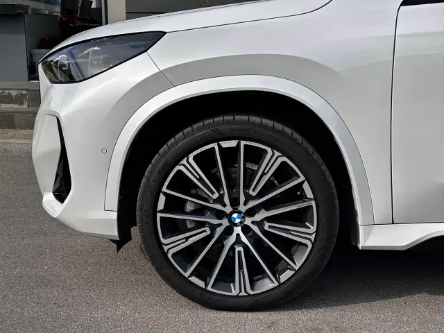 BMW X1 — Фото автомобиля 5