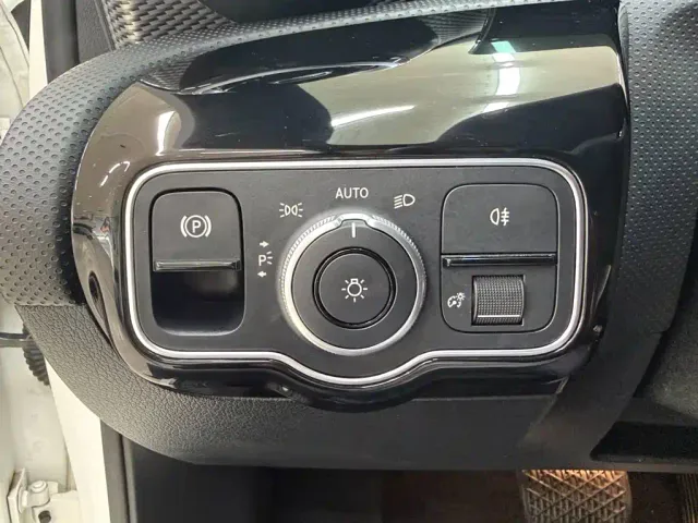 Mercedes-Benz A-Class — Фото автомобиля 9